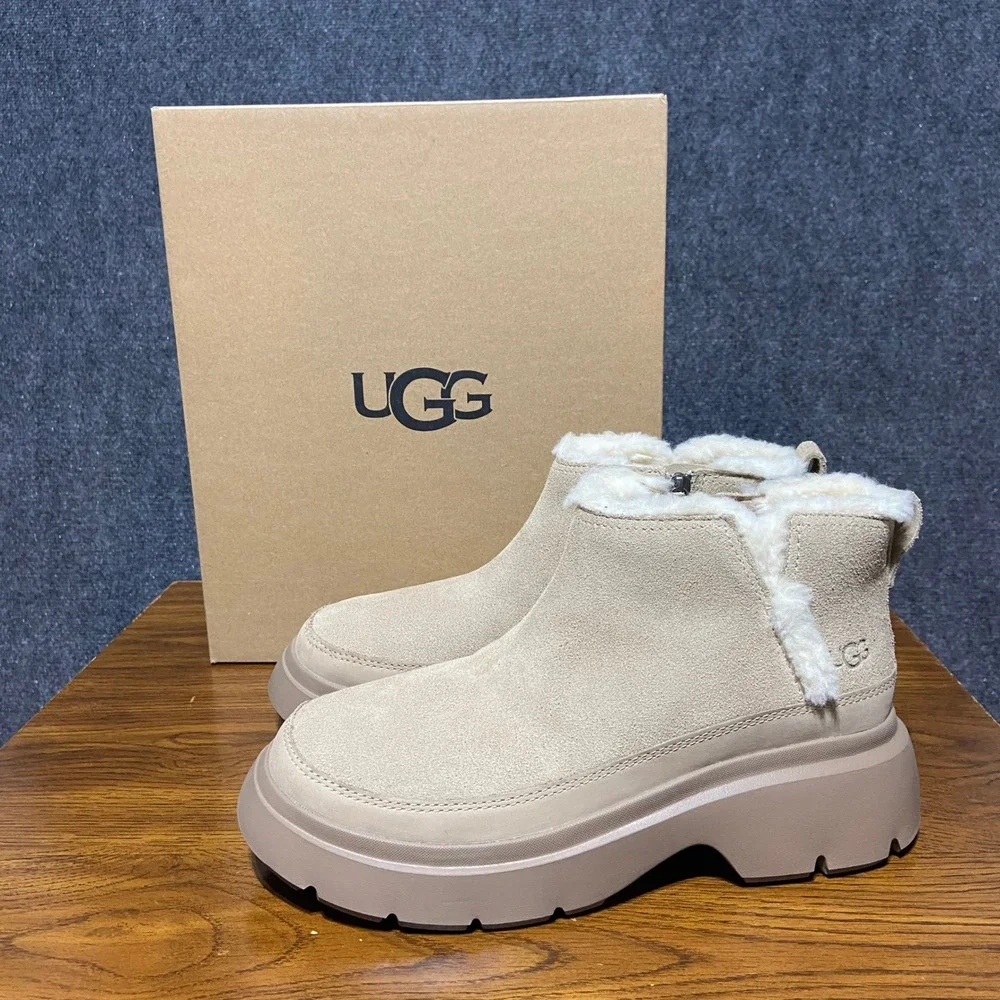 UGG Calimuze Ultra Mini Slip On Sand Suede Platform Lug Sole Boots Women's 8 NWT